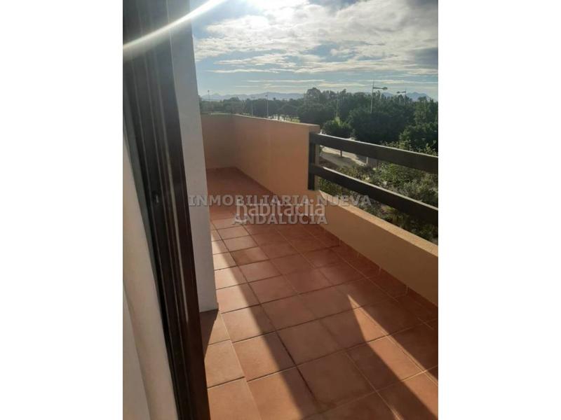 Foto 9f01e174-5745-46f3-9135-edb977f2424f. Location duplex avec parking piscine dans El Toyo Almería