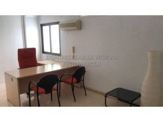 Miete Büro in Centro. Oficina en alquiler en centro04004