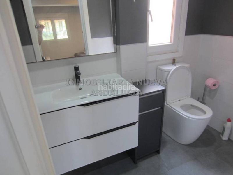 Foto 91fa8423-55a7-41a2-8e65-aeb6e5d93468. Location appartement avec parking dans Barrio Alto - San Félix Almería