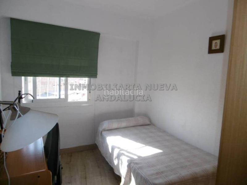 Foto 7313180d-9fc0-4b40-b240-bf78a121ecae. Affitto appartamento in Barrio Alto - San Félix Almería