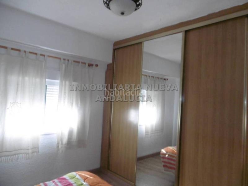 Foto f3f8eade-c882-44d9-bf69-57ddeb06f317. Lloguer pis a Barrio Alto - San Félix Almería