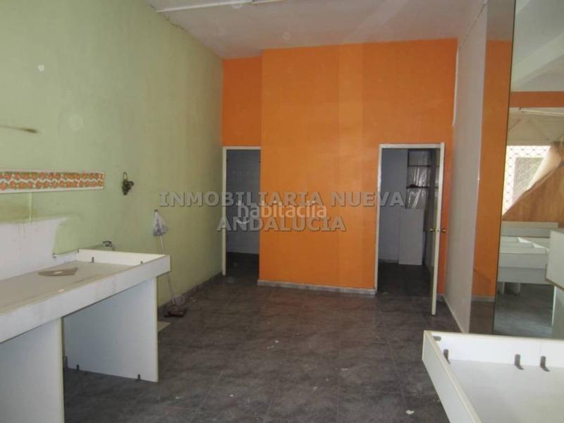 Foto b93ba1d2-6dc3-4417-aeda-373f7d7d29f0. Alquiler local comercial  en alquiler en Almería
