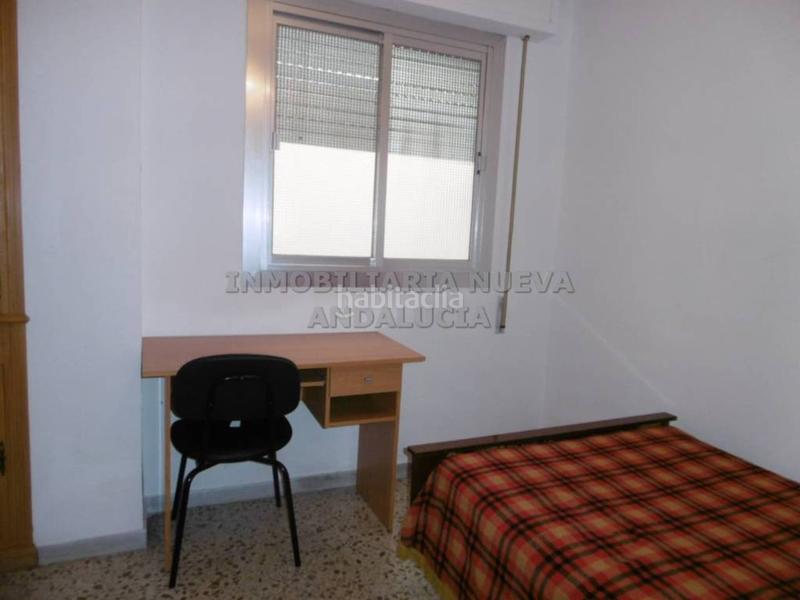 Foto c3f1ab19-dc57-4780-aff3-5584c7b41aa2. Lloguer pis a Plaza de Toros - Santa Rita Almería