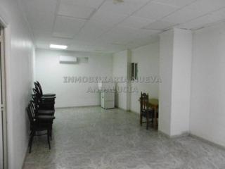 Location Local commercial à Ciudad Jardín - Tagarete - El Zapillo. Local en alquiler en ciudad jardíntagaretezapillo04007