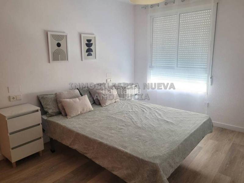 Foto 5c939673-9cda-4c29-a3fc-ec901bc41359. Location appartement avec parking dans San Luis Almería