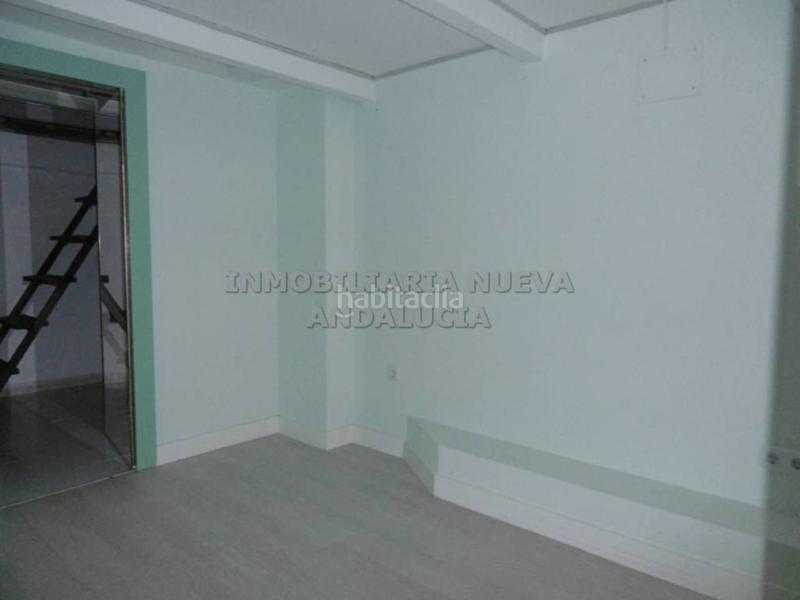 Foto 01d7e4be-3f7e-4cec-9cc5-58822ace91f8. Rent business premise in Nueva Andalucía Almería