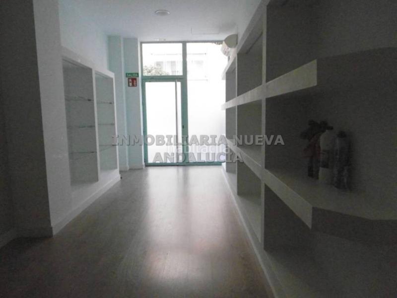 Foto 0b2ec77b-41a6-43c1-ba8a-66bfa0672004. Rent business premise in Nueva Andalucía Almería