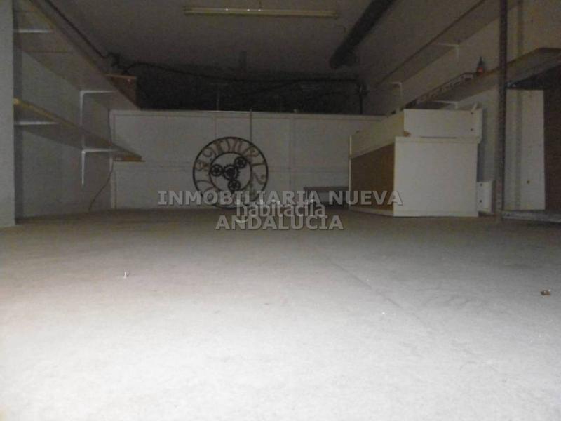 Foto b0fae12d-6b09-4395-8bcf-55e67dbe3474. Rent business premise in Nueva Andalucía Almería