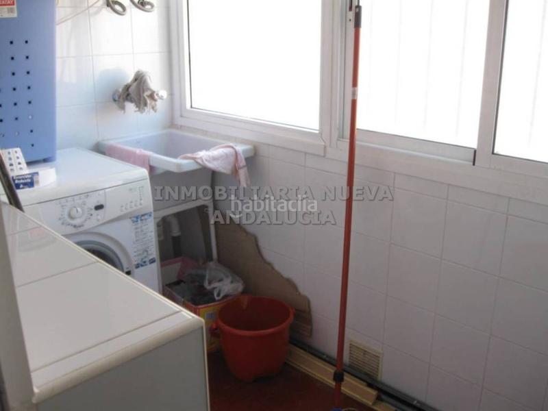 Foto b8ae22dc-5577-4f48-b3c3-08de49090f52. Rent flat with parking in San Luis Almería