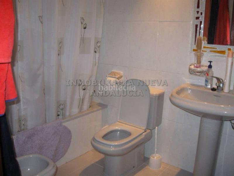 Foto c0bcf228-6c8e-4bc8-be1f-2d5e3e9a9520. Rent flat with parking in San Luis Almería
