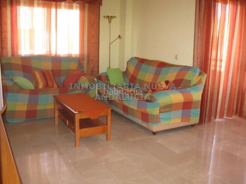 Foto ecab9596-6504-4bf9-a1e9-efca63cd658f. Rent flat with parking in San Luis Almería