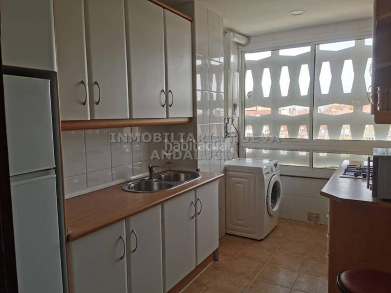 Foto 3cac1fe4-e8a1-46e6-aa3a-4ec4c45eed6f. Lloguer pis a Ciudad Jardín - Tagarete - El Zapillo Almería