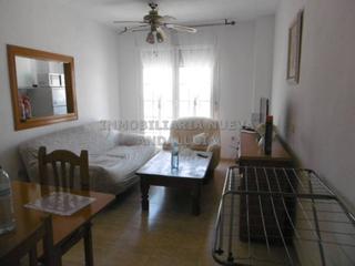 Location Appartement à Ciudad Jardín - Tagarete - El Zapillo. Piso en alquiler