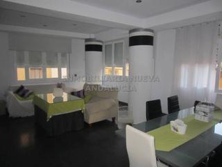 Location Appartement à Plaza de Toros - Santa Rita. Piso en alquiler
