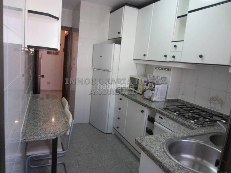 Foto 24b03397-10a6-41f6-aeac-25fe36e77ba5. Miete etagenwohnung in Ciudad Jardín - Tagarete - El Zapillo Almería