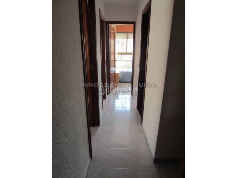 Foto 62a95af0-24d8-4d01-8484-c5ff449a2628. Miete etagenwohnung in Ciudad Jardín - Tagarete - El Zapillo Almería