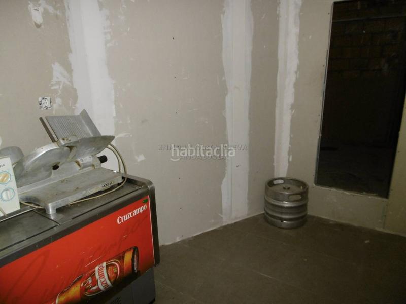Foto 6aa0babb-f020-44d0-9788-7461543f2393. Lloguer local comercial a El Alquián Almería