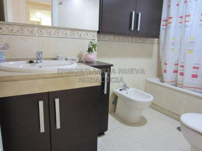 Foto 7759080e-0661-40ae-bb2d-fef97b4d303f. Rent flat with heating parking pool in San Luis Almería