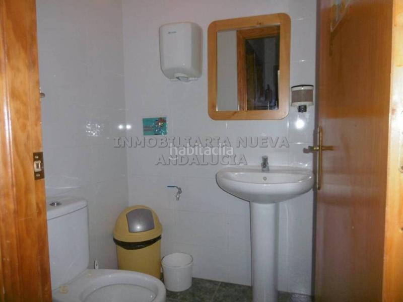 Foto 5d4278c6-04b1-4ba1-8643-dc0758529702. Location local commercial dans Nueva Andalucía Almería