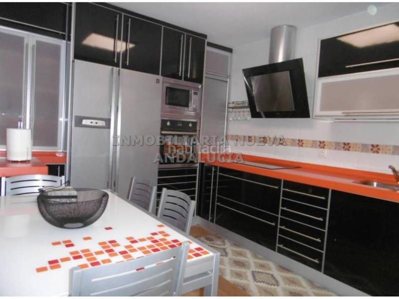 Foto 847b1289-485f-478d-8805-98b7de35dfdd. Affitto appartamento con parcheggio in La Cañada de San Urbano Almería