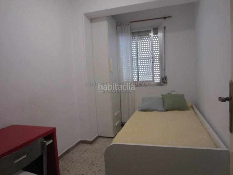 Foto 7edc1f8f-46f0-49f0-b069-442c15f42698. Alquiler piso  en alquiler en Nueva Andalucía Almería