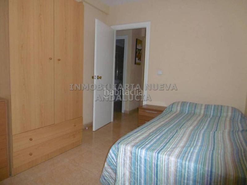 Foto ec27814c-b3f0-4b69-9775-fbef9577b291. Location appartement dans Centro Almería