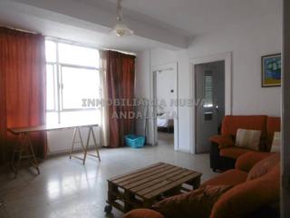 Pis a Oliveros - Altamira. Piso en venta en centro04005