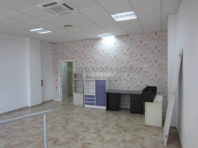 Foto 2ad5c61a-2c72-41dd-ab01-42c78a4625d8. Alquiler local comercial local en alquiler en San Luislos molinos04009 en Almería