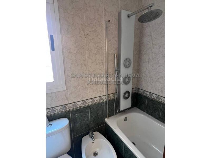 Foto 4e6596a7-036d-4d86-8667-459d7d99d358. Lloguer pis a Barrio Alto - San Félix Almería