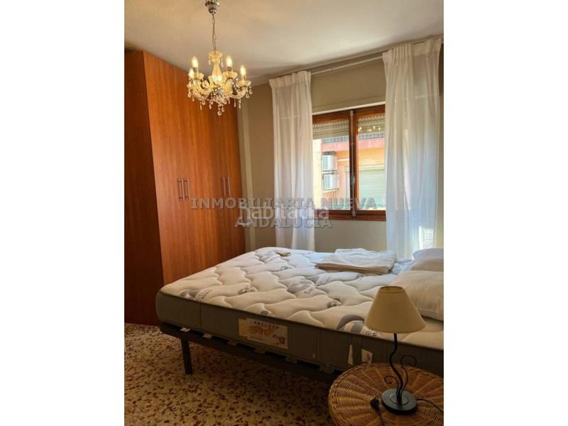 Foto 13ee4a7b-f4e3-439f-aa83-64b8699eeec8. Miete etagenwohnung in Barrio Alto - San Félix Almería