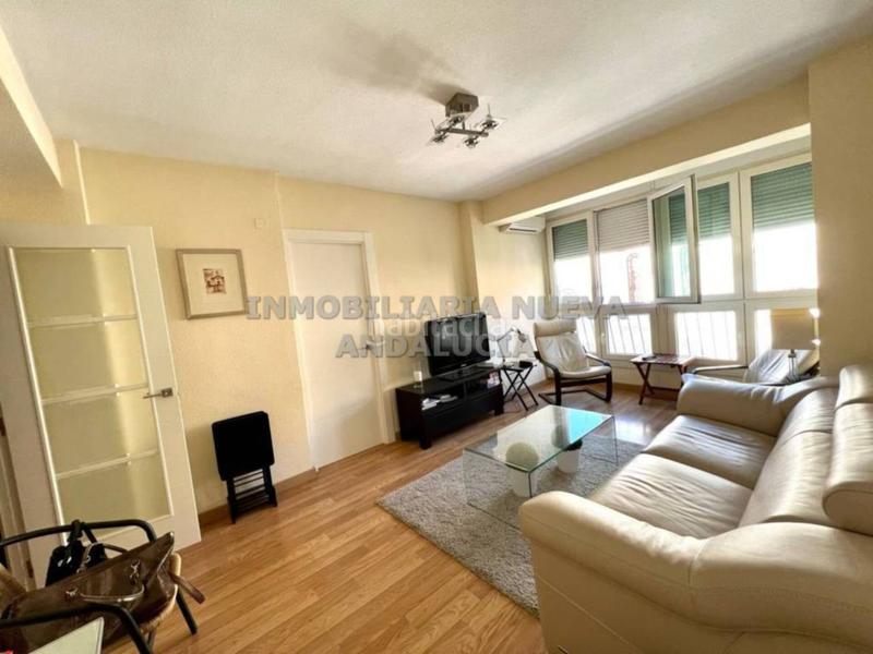 Foto c4e472a1-2648-41b9-b785-ef4faa800ec3. Location appartement dans Centro Almería