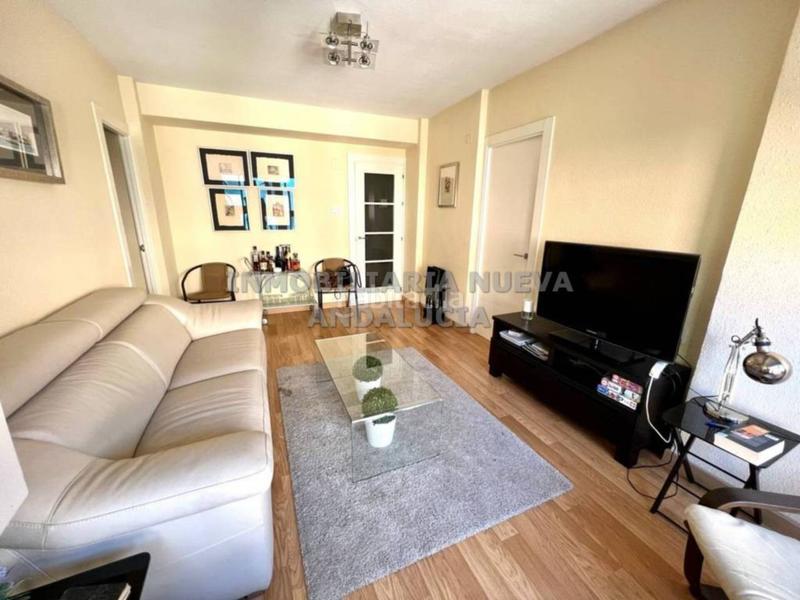 Foto fed7e33d-7a99-4c1a-9ef0-7d9447ace38a. Location appartement dans Centro Almería