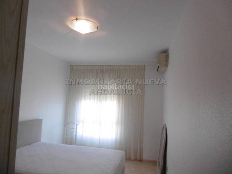 Foto 2b0aa7f9-f7c4-4932-9753-68d1e7409b35. Lloguer pis a Barrio Alto - San Félix Almería
