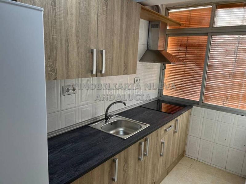 Foto 8d4b7734-1ecb-4f14-9e0a-6970cf3fd3df. Location appartement dans Ciudad Jardín - Tagarete - El Zapillo Almería