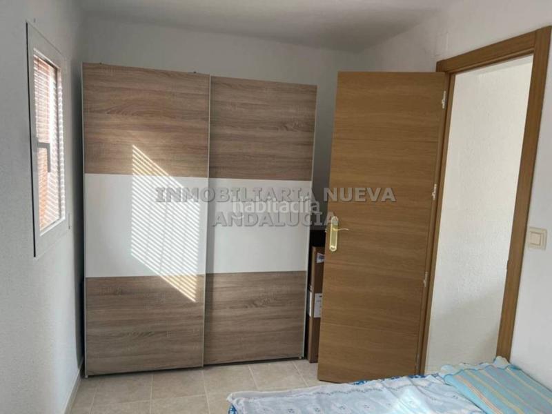 Foto 2f4805b7-5f2d-4148-a6d9-976f4d838152. Miete etagenwohnung in Ciudad Jardín - Tagarete - El Zapillo Almería