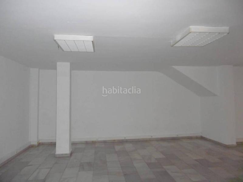 Foto dab70214-8d83-4dff-b5f3-e3ee915b1c4b. Lloguer local comercial a Plaza de Toros - Santa Rita Almería