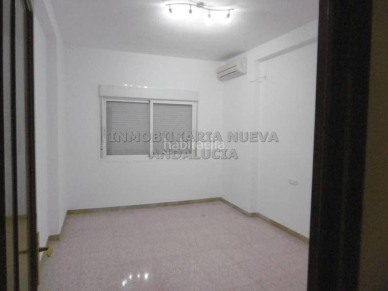 Foto f62b794c-361f-4606-b319-4f331c6fca77. Location appartement dans Centro Almería