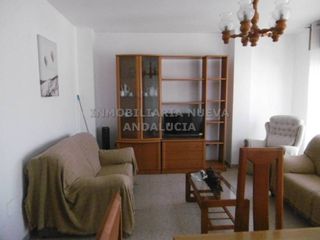 Lloguer Pis a Nueva Andalucía. Piso en alquiler