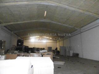 Miete Fabrikhalle in Viator. Nave industrial en alquiler en la juaída