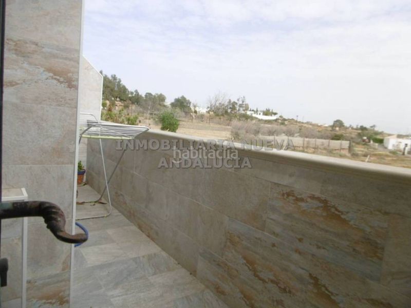 Foto 2f4d36bb-ded6-4a17-8261-40907727ff1f. Casa amb aparcament a Pechina