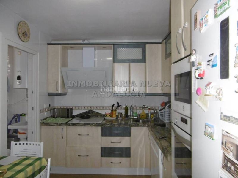 Foto df7e0f12-52ed-41f1-b81e-d3ff20bc2924. Casa amb aparcament a Pechina