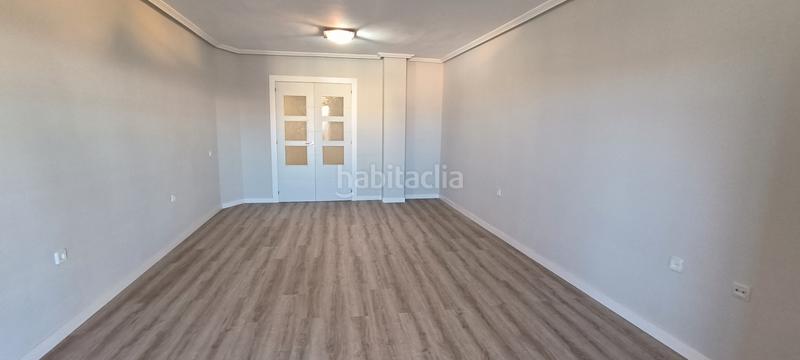 Foto 7b384b2b-852d-45d6-8f1e-64e2617ae5a3. Rent flat in Barrio Alto - San Félix Almería