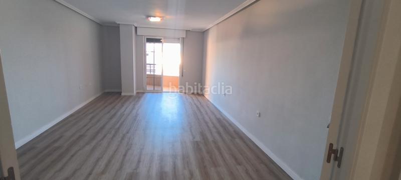 Foto 1dbc0aa9-9ef5-477b-ab04-5b0c5d7948a2. Alquiler piso en Barrio Alto - San Félix Almería