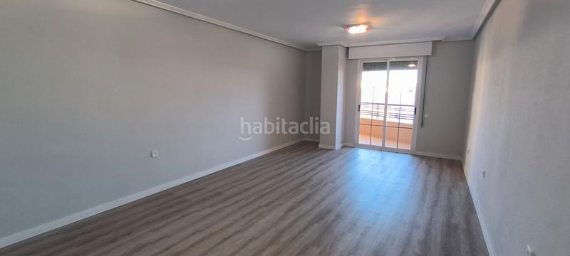 Foto bd96268a-f14f-411d-8015-efe187ba5c8a. Alquiler piso en Barrio Alto - San Félix Almería