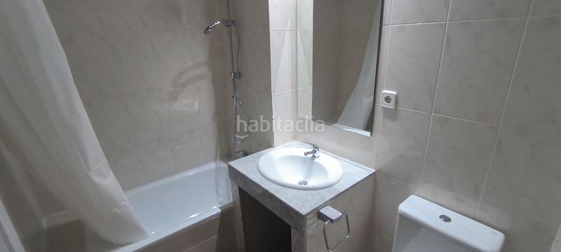 Foto f7fd8ed9-9112-40a9-8ca3-e212c24c09c9. Alquiler piso en Barrio Alto - San Félix Almería