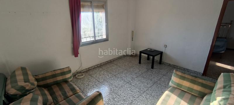 Foto 2746972d-2c5b-4b49-a0b3-7b1c122e3295. Appartamento in calle julio gómez relampaguito 4 in Almería