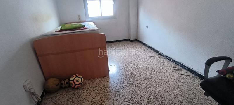 Foto 41036d64-4d67-40ff-bf7a-4269497b900c. Appartamento in calle julio gómez relampaguito 4 in Almería