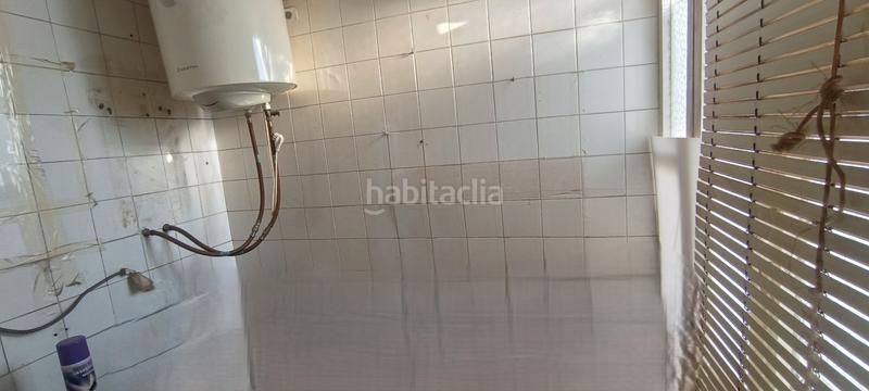 Foto c921215a-3e24-4ed3-9bd9-3a3321741df7. Appartamento in calle julio gómez relampaguito 4 in Almería