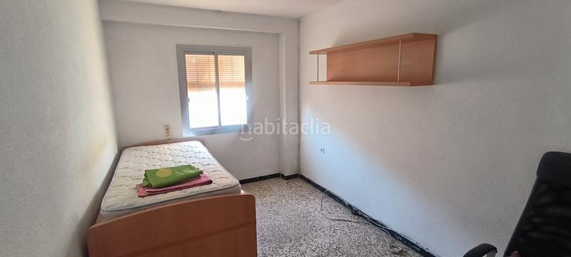 Foto e6afe9c4-17d9-4244-a9b9-2aec35cd7ecb. Appartamento in calle julio gómez relampaguito 4 in Almería