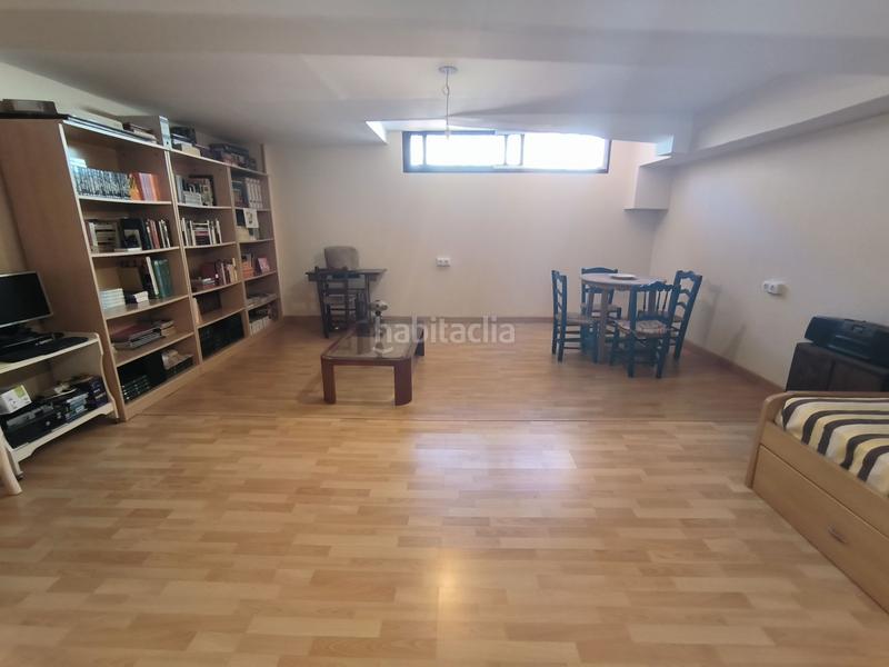 Foto 00109a78-fb7d-4c84-a3cb-79043b359bc0. Casa aparellada amb calefacció a San Luis Almería